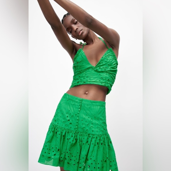 Zara Bright Green Textured Crop Top - Picture 6 of 6